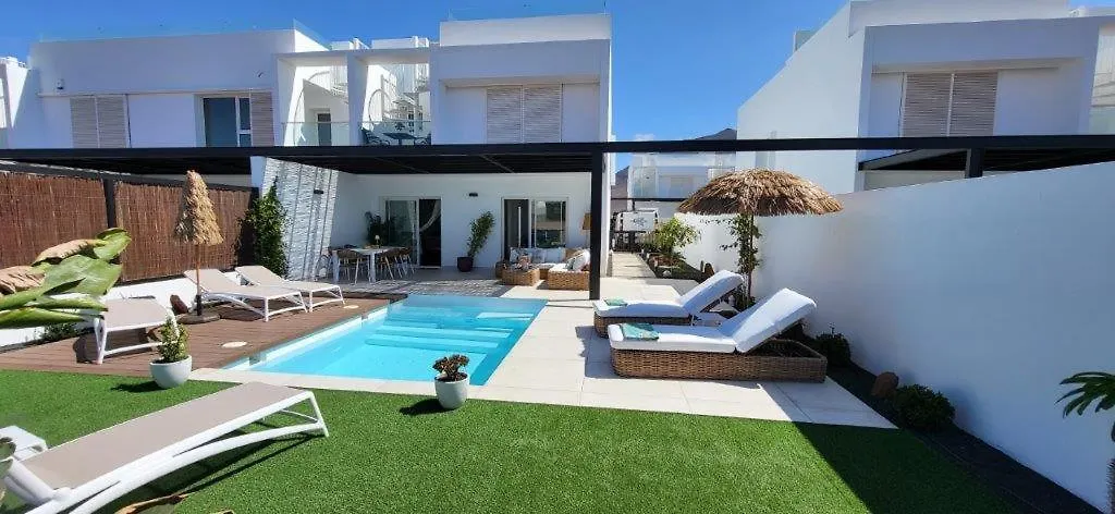 Villa Serena Holiday Homes By Livvo Playa Blanca  Spain