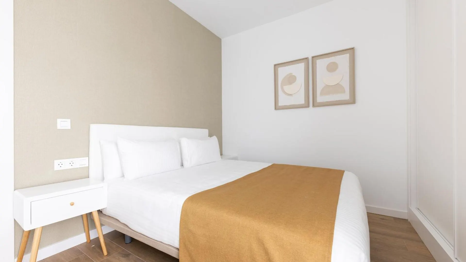 Serena Holiday Homes By Livvo Playa Blanca  0*, Playa Blanca (Lanzarote) Spain