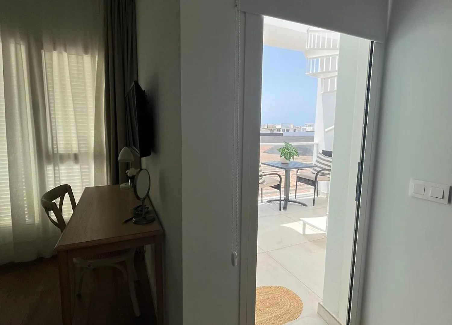 Serena Holiday Homes By Livvo Playa Blanca  Playa Blanca (Lanzarote)