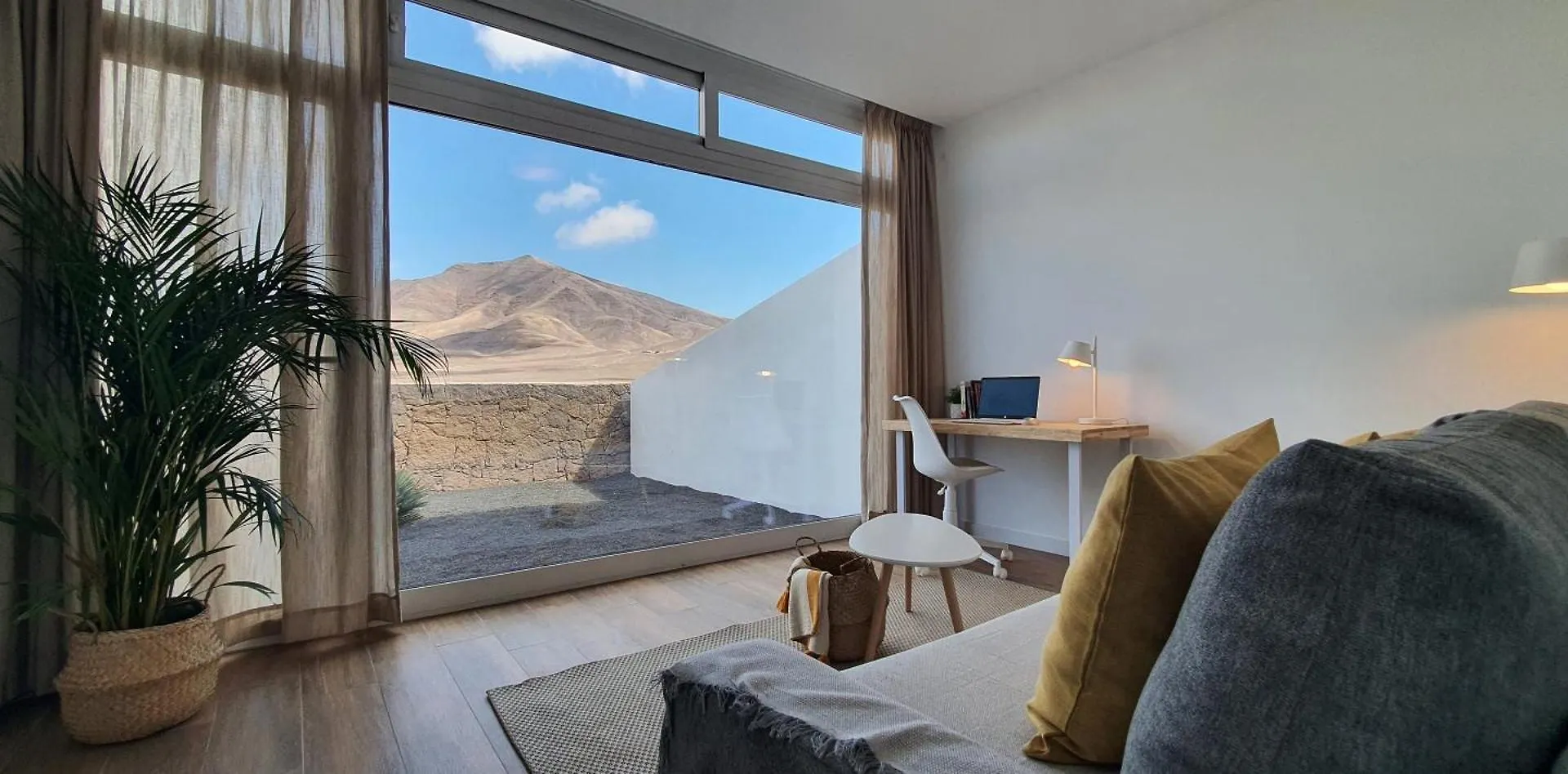 Serena Holiday Homes By Livvo Playa Blanca  0*, Playa Blanca (Lanzarote) España