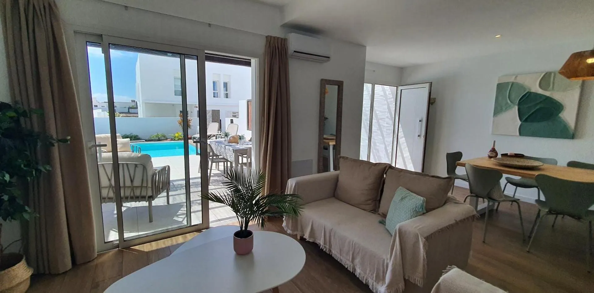 Serena Holiday Homes By Livvo Playa Blanca  Villa Playa Blanca (Lanzarote)